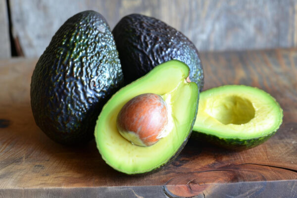 Wholesale of avocados