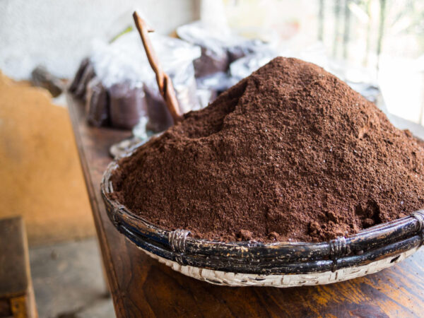 Highly alkalized cocoa powder